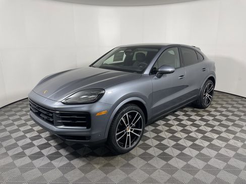 New 2026 Porsche Cayenne Coupe AWD/4WD image 11