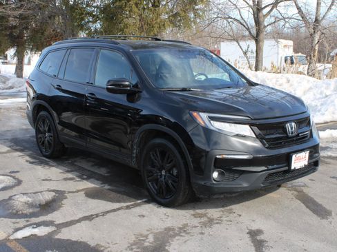 Used 2021 Honda Pilot Black Edition image 3