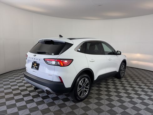 Used 2022 Ford Escape SEL AWD/4WD image 11