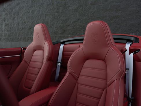 Certified 2025 Porsche 911 Turbo S image 5