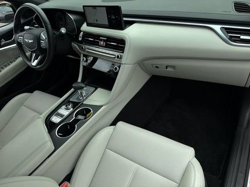 Used 2025 Genesis G70 2.5T RWD image 34