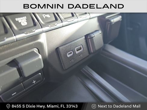 Used 2022 Chevrolet Silverado 2500 High Country w/ Z71 Off-Road Package image 38