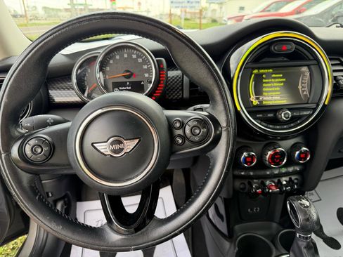 Used 2017 MINI Cooper S FWD image 7