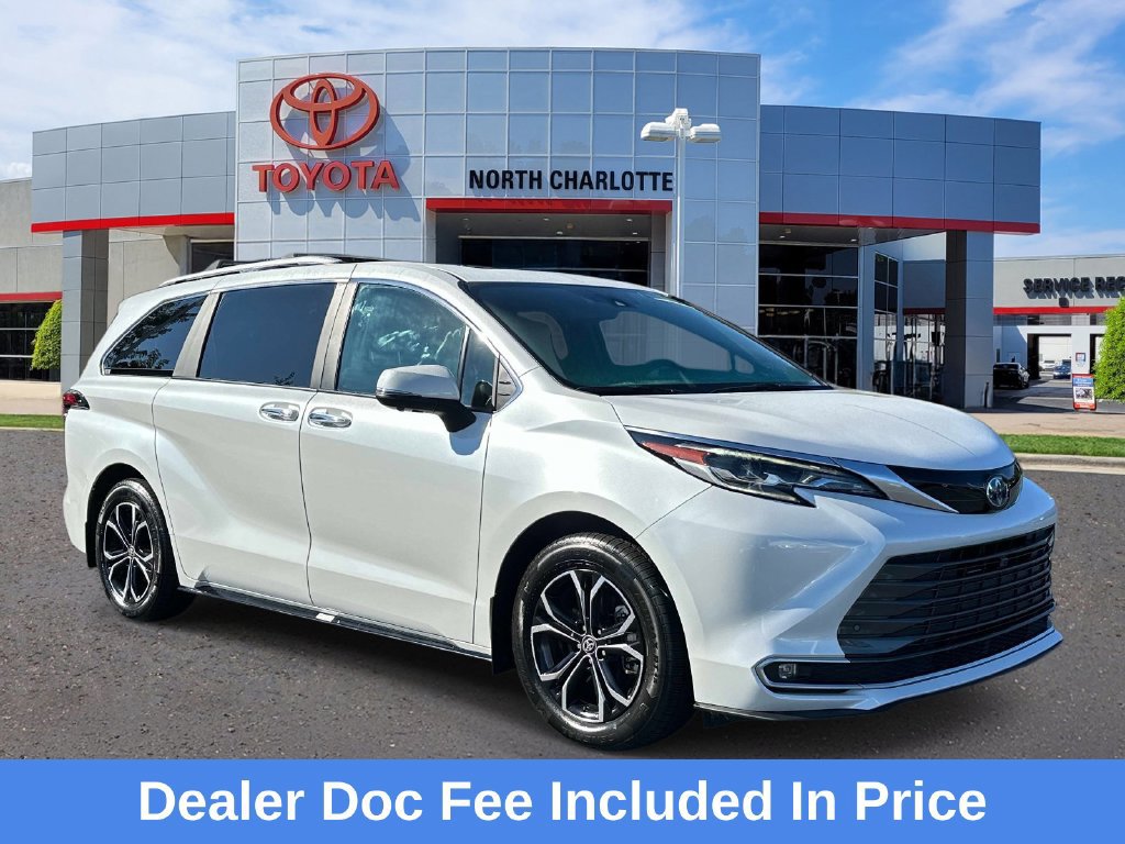 Used 2025 Toyota Sienna Platinum AWD/4WD 360° Tour