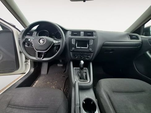 Used 2016 Volkswagen Jetta S FWD image 10