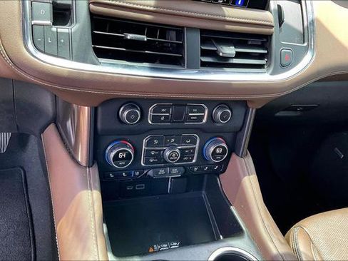 Used 2022 Chevrolet Tahoe High Country RWD image 28