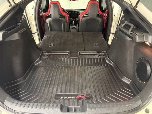 Used 2018 Honda Civic Type R image 91