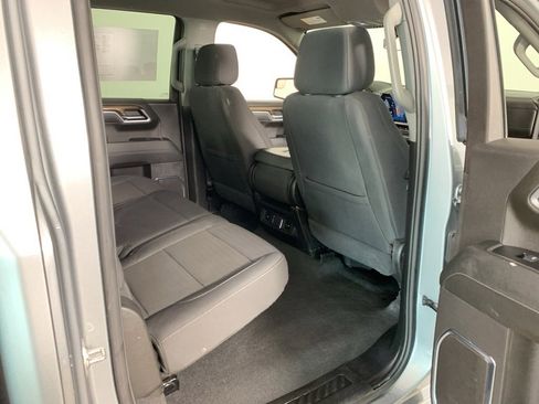 Used 2025 Chevrolet Silverado 1500 LT image 35