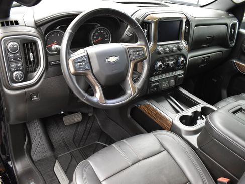 Used 2022 Chevrolet Silverado 3500 High Country image 21