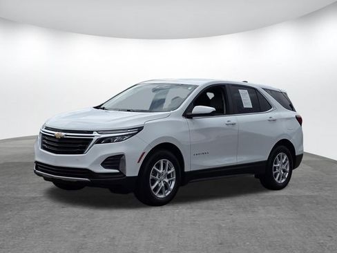Used 2023 Chevrolet Equinox LT w/ Driver Convenience Package FWD image 7