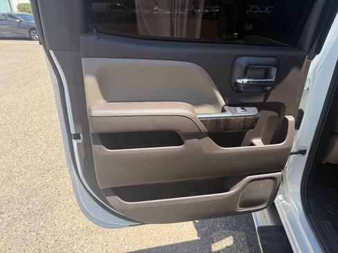 Used 2015 GMC Sierra 2500 Denali w/ Duramax Plus Package AWD/4WD image 22