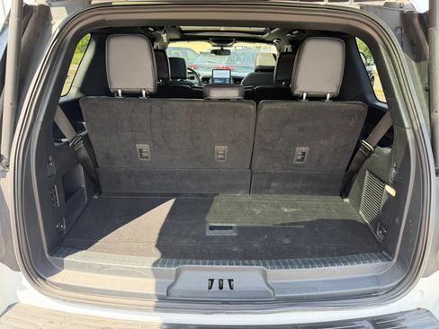 Used 2023 Ford Expedition Limited AWD/4WD image 16
