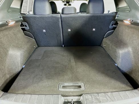 Certified 2025 Nissan Kicks SV FWD image 32