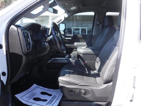 Used 2023 Chevrolet Silverado 2500 LTZ w/ LTZ Plus Package image 13