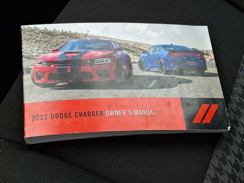 Used 2022 Dodge Charger Scat Pack w/ Driver Convenience Group RWD image 26