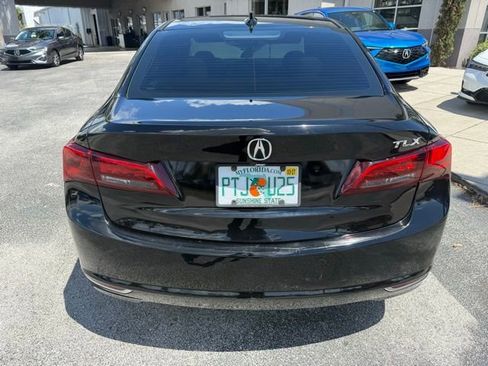 Used 2017 Acura TLX FWD image 4