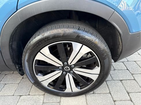 Used 2023 Volvo C40 P8 Recharge Plus AWD/4WD image 18