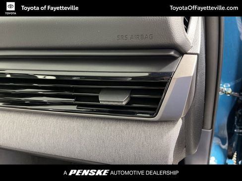 Used 2026 Toyota Camry LE w/ Convenience Package FWD image 10