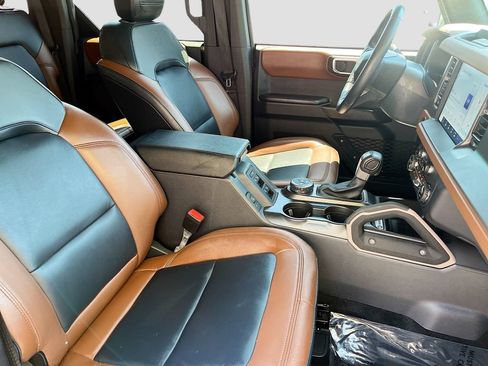 Used 2024 Ford Bronco Outer Banks AWD/4WD image 28