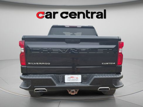 Used 2019 Chevrolet Silverado 1500 Custom Trail Boss w/ Custom Convenience Package AWD/4WD image 9