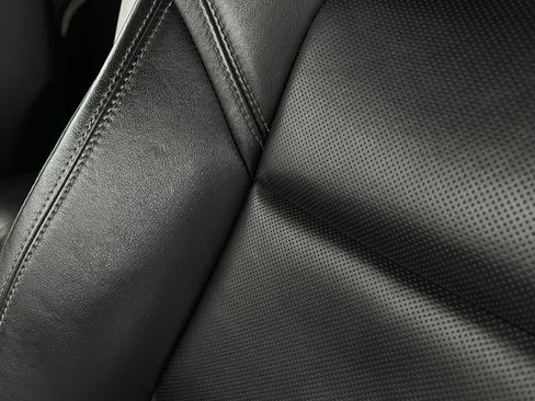 Used 2016 Chevrolet Corvette Stingray Convertible w/ 3LT Preferred Equipment Group image 18