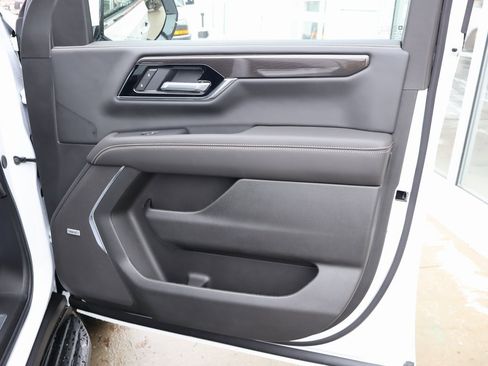 New 2026 GMC Yukon XL Elevation w/ Elevation Premium Package image 43