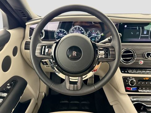 Used 2022 Rolls-Royce Ghost AWD/4WD image 11