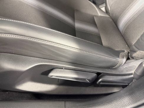 Used 2025 Honda Civic Sport image 22
