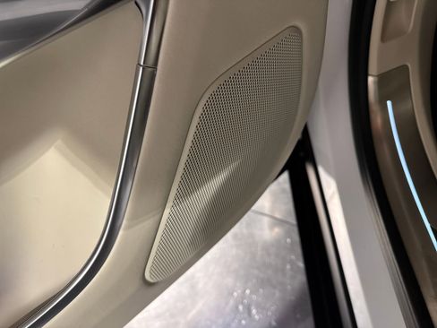 Used 2023 Land Rover Range Rover Autobiography image 27