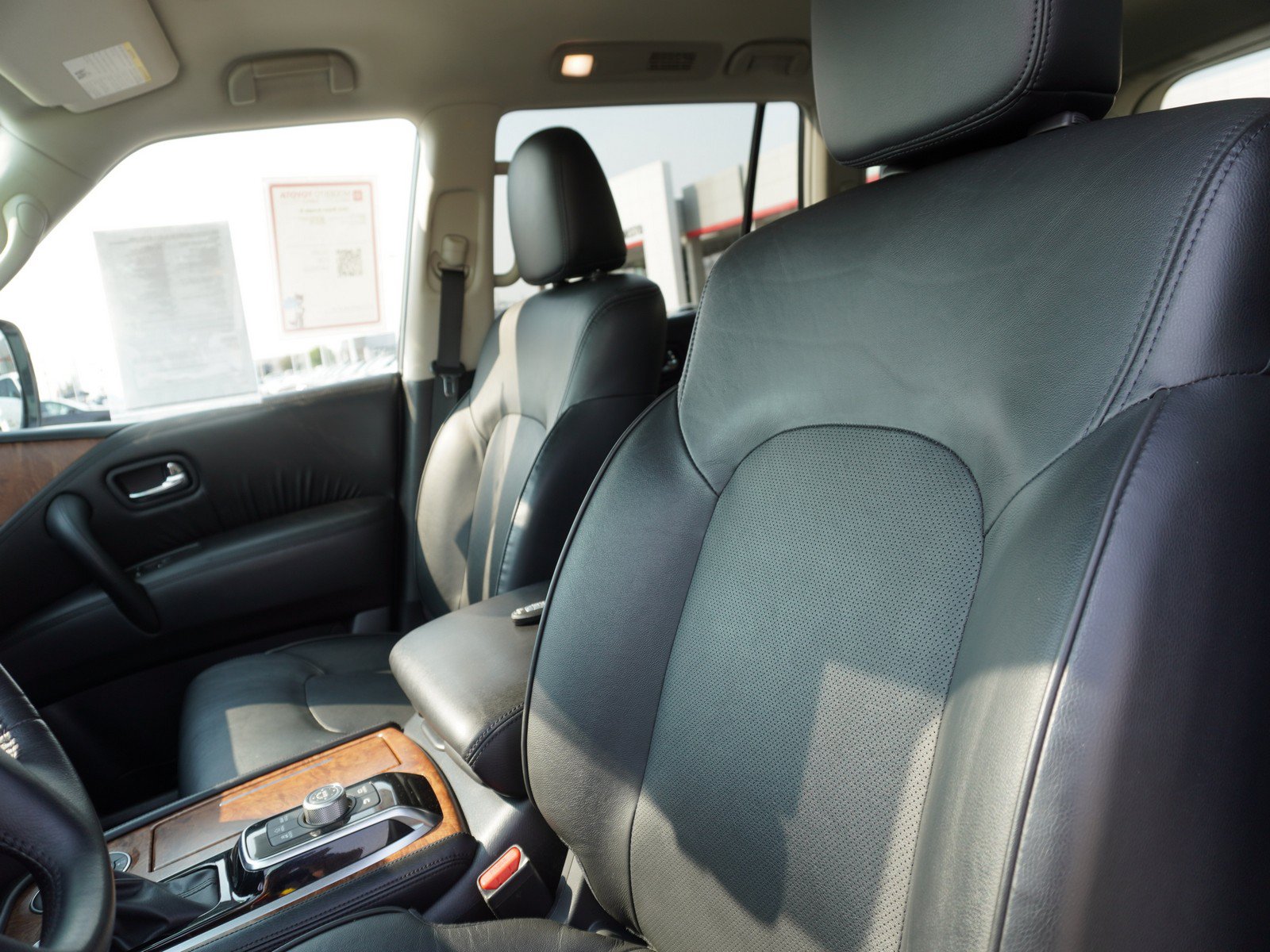 Used 2023 Nissan Armada SL w/ Captain's Chairs Package RWD image 27