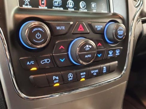 Used 2018 Jeep Grand Cherokee Limited w/ Luxury Group II AWD/4WD image 21