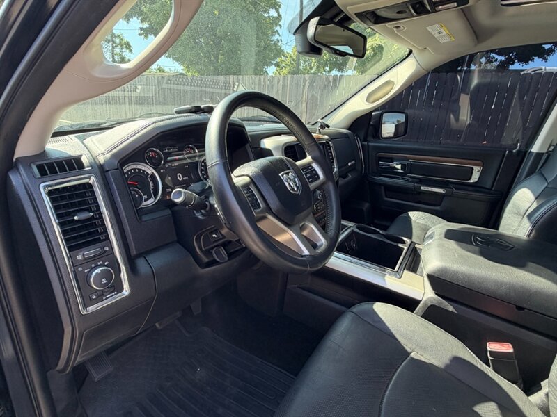 Used 2015 RAM 1500 Laramie w/ Convenience Group AWD/4WD image 25