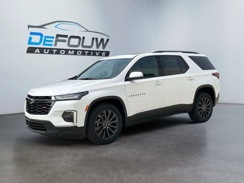 Used 2023 Chevrolet Traverse RS AWD/4WD image 7