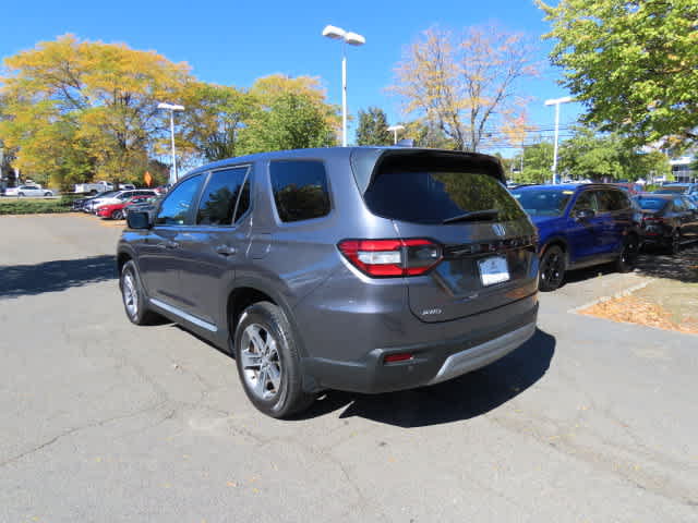 Certified 2025 Honda Pilot EX-L image 4