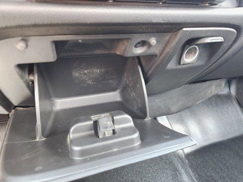 Used 2016 Chevrolet Silverado 3500 W/T image 32