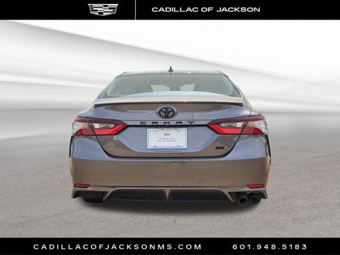Used 2023 Toyota Camry SE FWD image 28