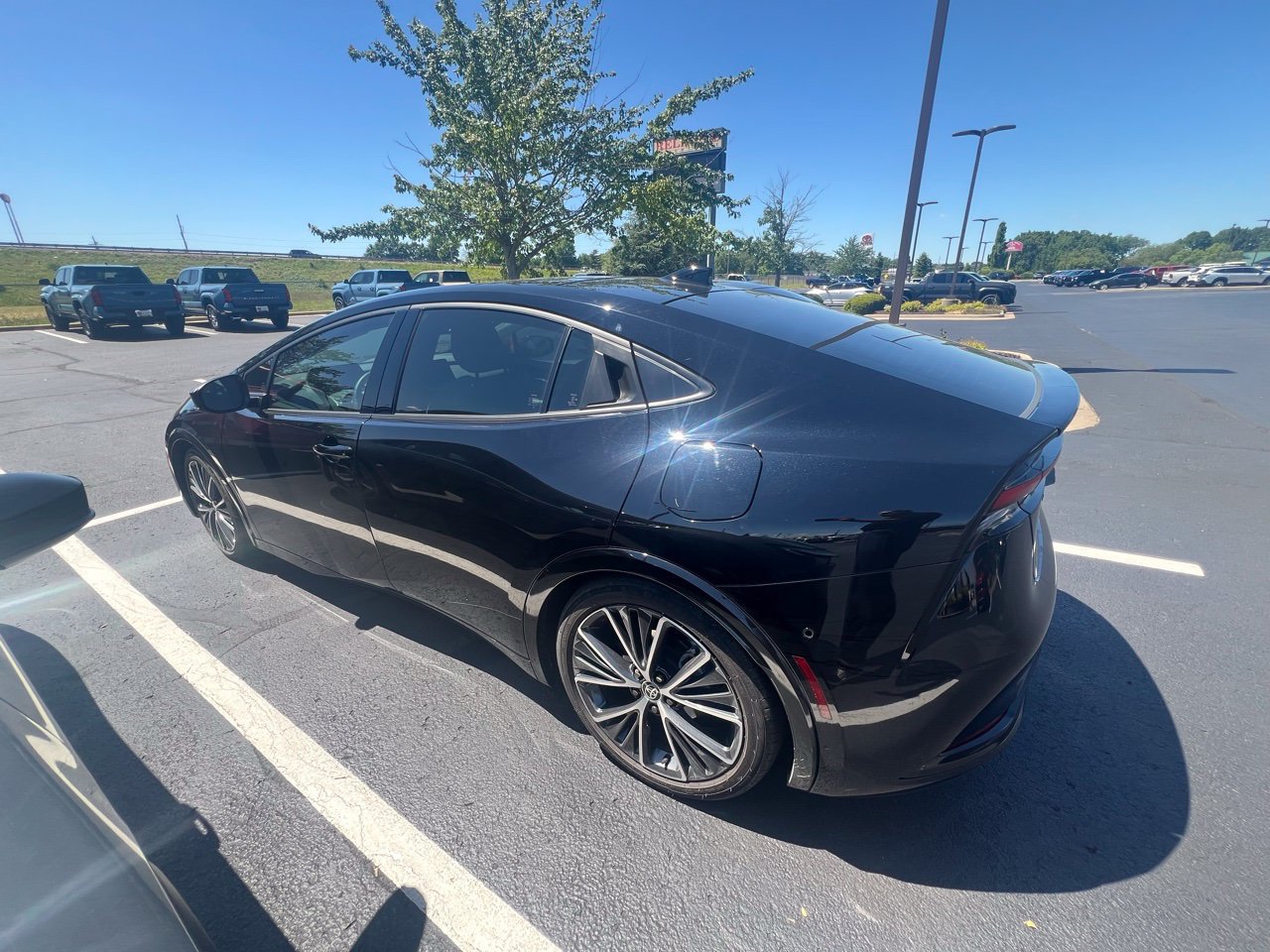 Used 2024 Toyota Prius Limited w/ Limited Premium Package FWD image 8