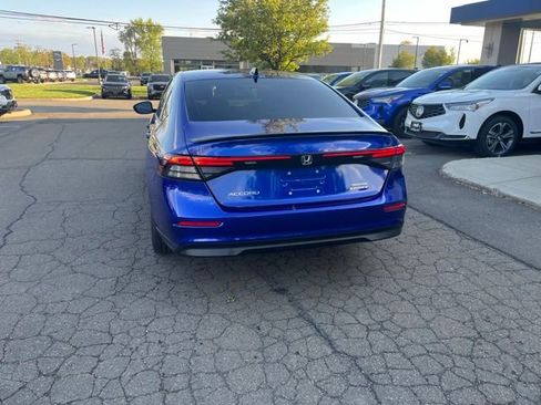 Used 2025 Honda Accord Sport image 12