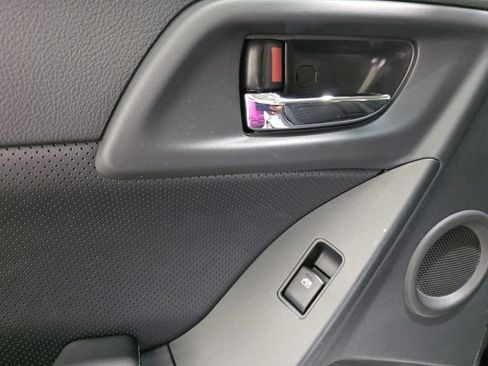 Used 2015 Subaru Forester 2.5i Touring w/ Eyesight & Navigation System image 27