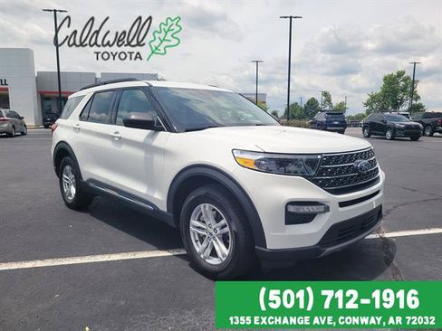 Used 2023 Ford Explorer XLT w/ Equipment Group 202A AWD/4WD image 3