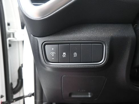 Certified 2025 Kia Soul LX w/ LX Technology Package FWD image 27