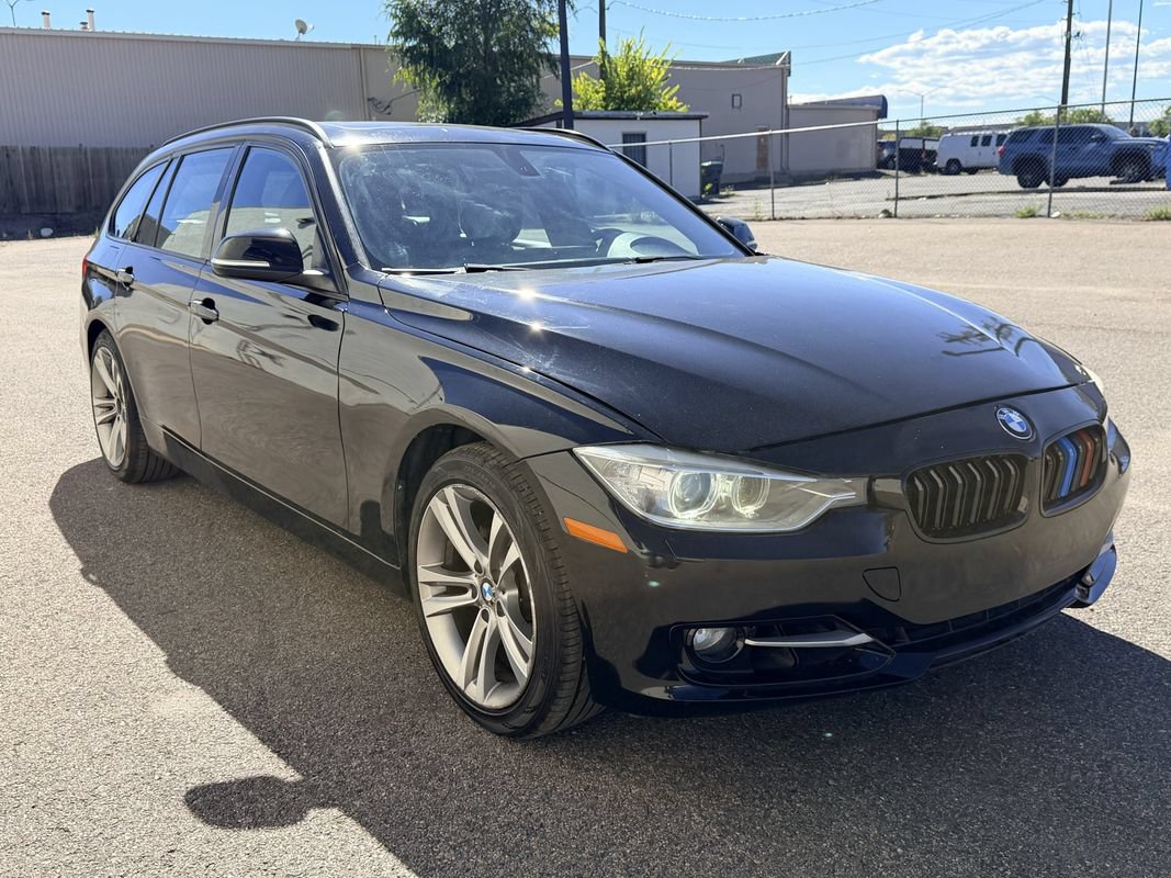 Used 2014 BMW 328i xDrive Wagon AWD/4WD image 3