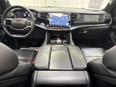 Used 2024 Jeep Grand Wagoneer Series II w/ Quick Order Packagew 28T image 15