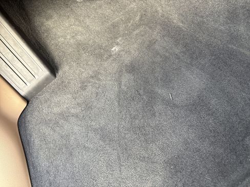 Used 2024 Porsche Macan image 17