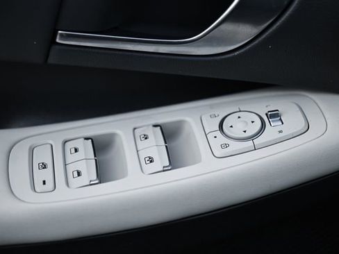 Used 2023 Hyundai Sonata SEL w/ Cargo Package image 14