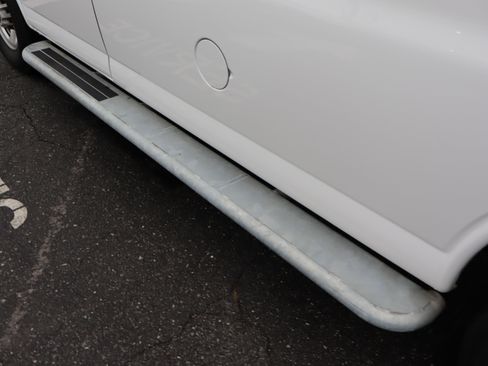 Used 2024 GMC Savana 2500 w/ Driver Convenience Package image 13