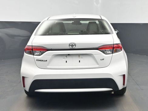 Used 2020 Toyota Corolla LE image 27