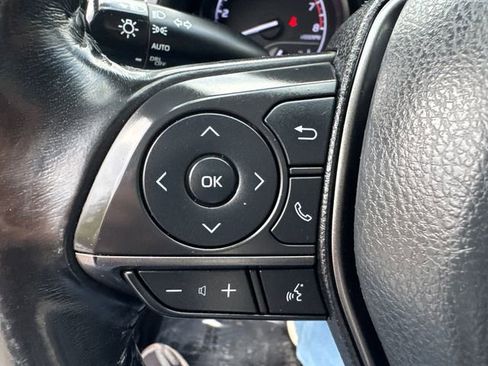 Certified 2022 Toyota Camry SE image 30