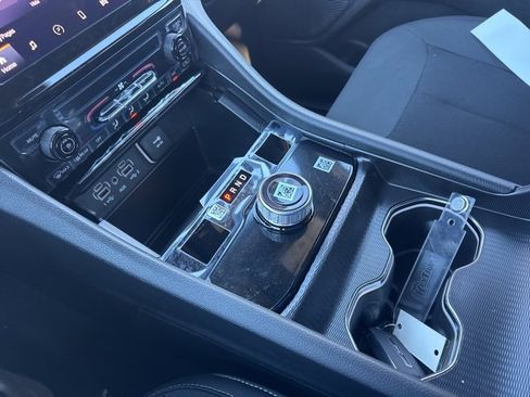 New 2025 Jeep Grand Cherokee L Laredo image 19