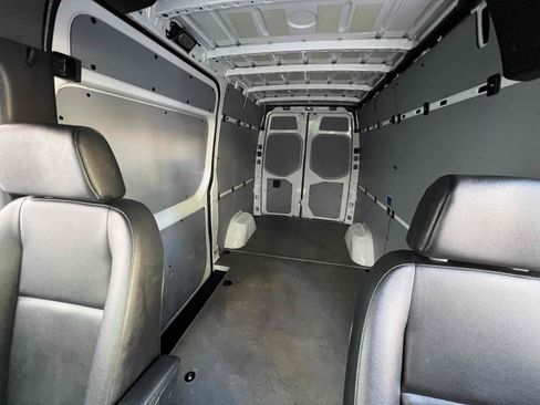 Used 2022 Mercedes-Benz Sprinter 1500 image 50